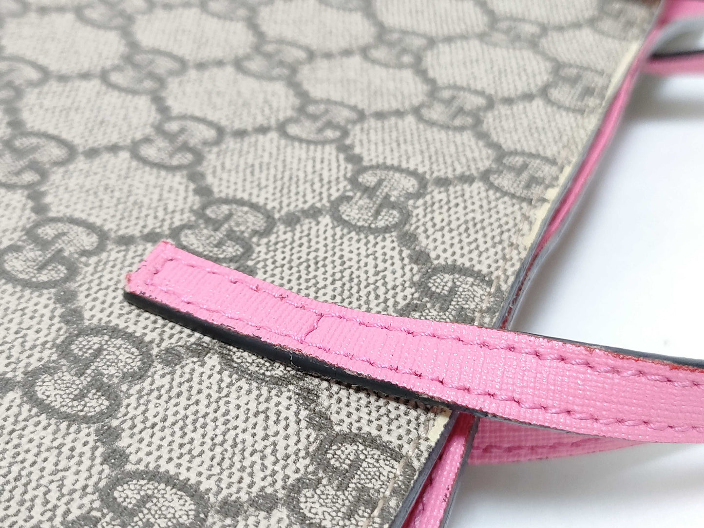 GUCCI GG Supreme Gucci GG Supreme Handbag Ribbon Pink Handbag