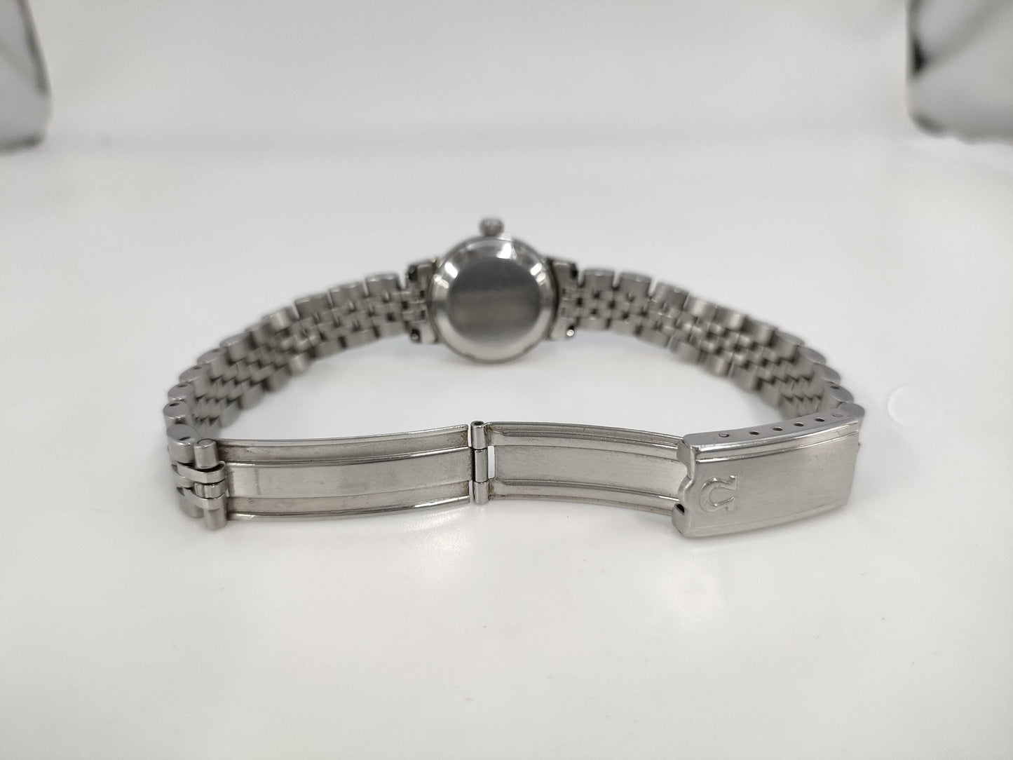 OMEGA Geneva Automatic Silver Dial Women's Watch