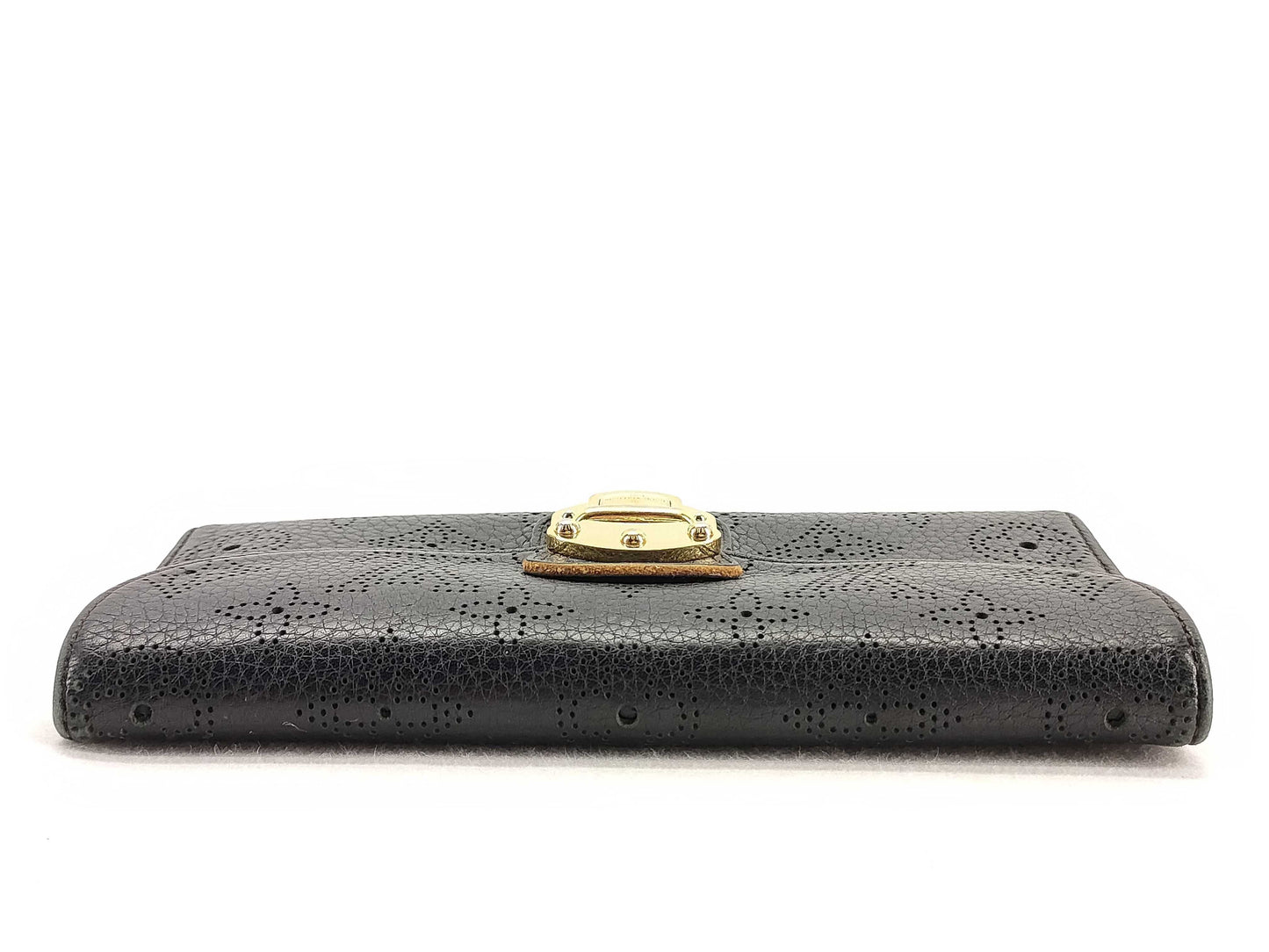 LOUIS VUITTON Mahina Vuitton Mahina Portefeuille Amelia Long Wallet Black Wallet