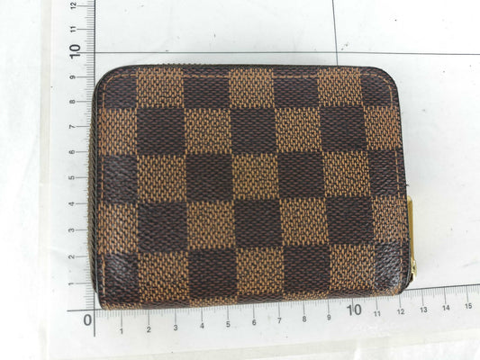 LOUIS VUITTON Damier Louis Vuitton Zippy Coin Purse Damier Coin Case