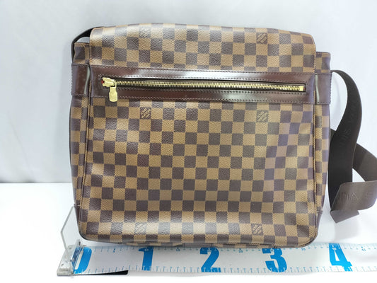LOUIS VUITTON Damier LV Bastille Damier Shoulder Bag