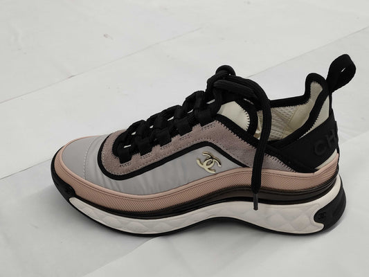 CHANEL CHANEL Sneakers G39982 Grey x Beige x Multi Suede x Rubber Sneakers