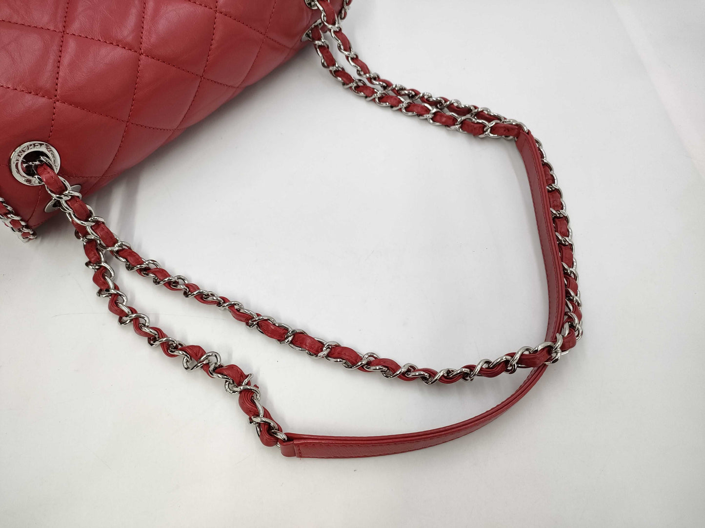 CHANEL Single Flap Matrasse Shoulder Bag Red Vintage Calf Leather 29th Shoulder Bag