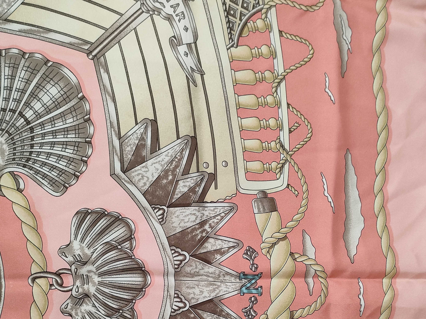 HERMES Carre Hermes Carre 90 Silk Scarf Pink Scarf