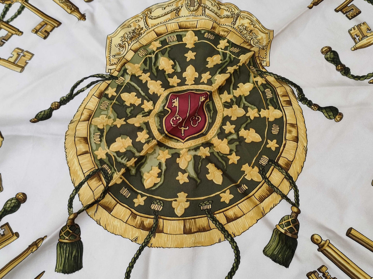 HERMES Carre Hermes Carre 90 Silk Scarf Bordeaux Scarf