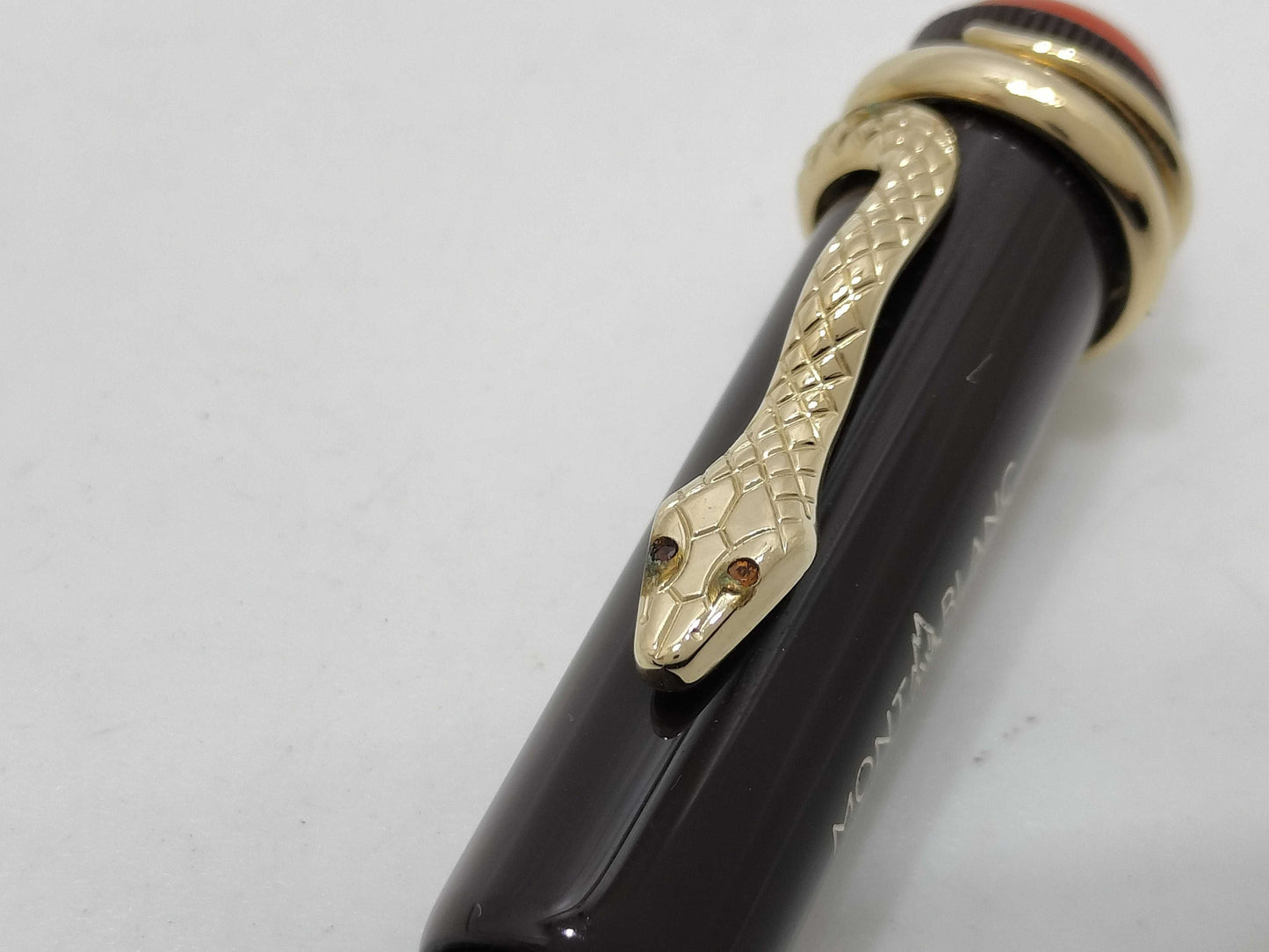 MONTBLANC Heritage Collection Snake Fountain Pen, Resin x 14K , Brown x Gold