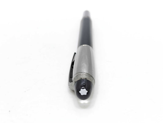 MONTBLANC Starwalker Fountain Pen, Resin x 14K Gold Nib, Black x Silver