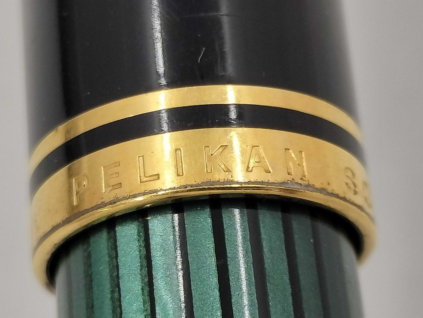 PELIKAN Souverän M600 Fountain Pen, Resin x 750 , Black x Green x Gold