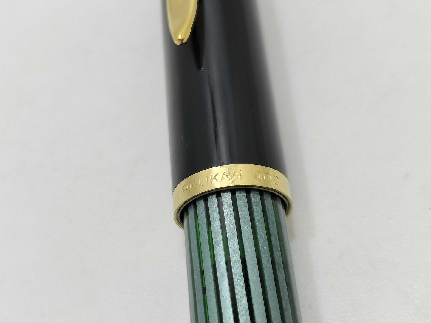 PELIKAN Souverän M400 Fountain Pen, Resin x 14K Gold Nib, Black x Green x Gold