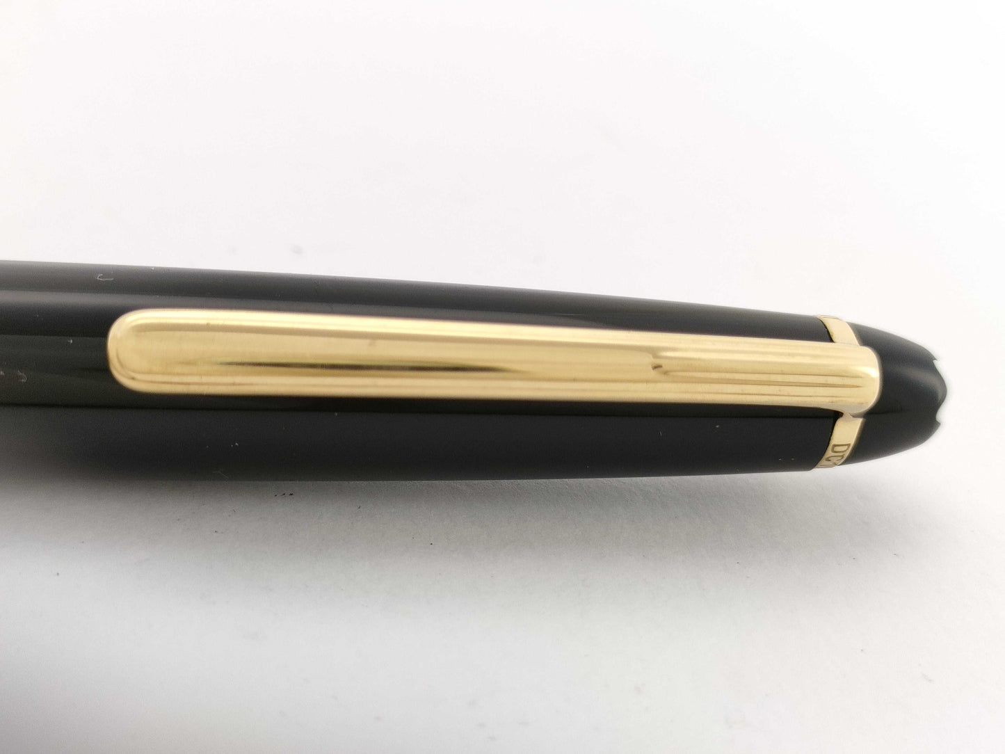MONTBLANC Meisterstück Fountain Pen, Resin x 14K , Black x Gold