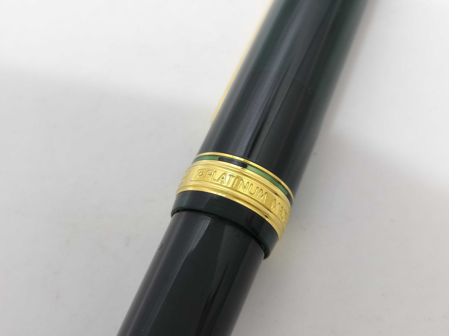 PLATINUM Fountain Pen, Resin x 14K , Green x Gold, Pen