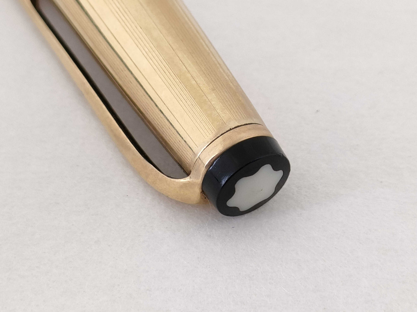 MONTBLANC Meisterstück No. 74 Fountain Pen, Resin and Metal, Black and Gold