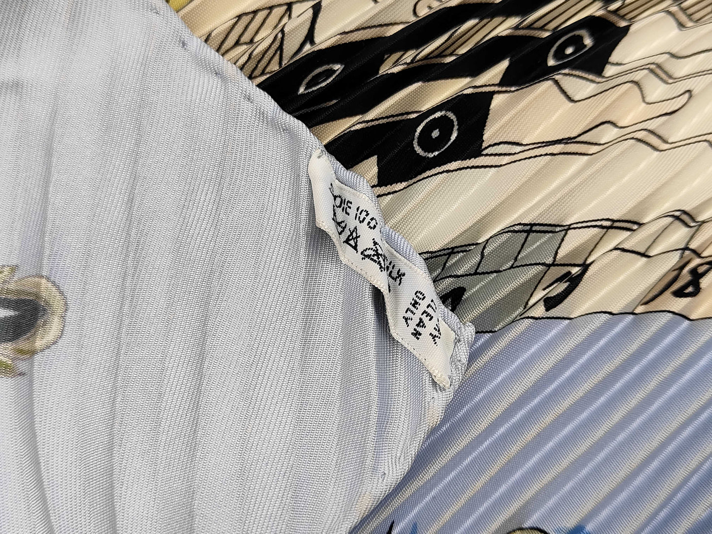 HERMES Silk Carré 90 Pleated DIES ET HORE Astrology Light Blue Multicolor Scarf