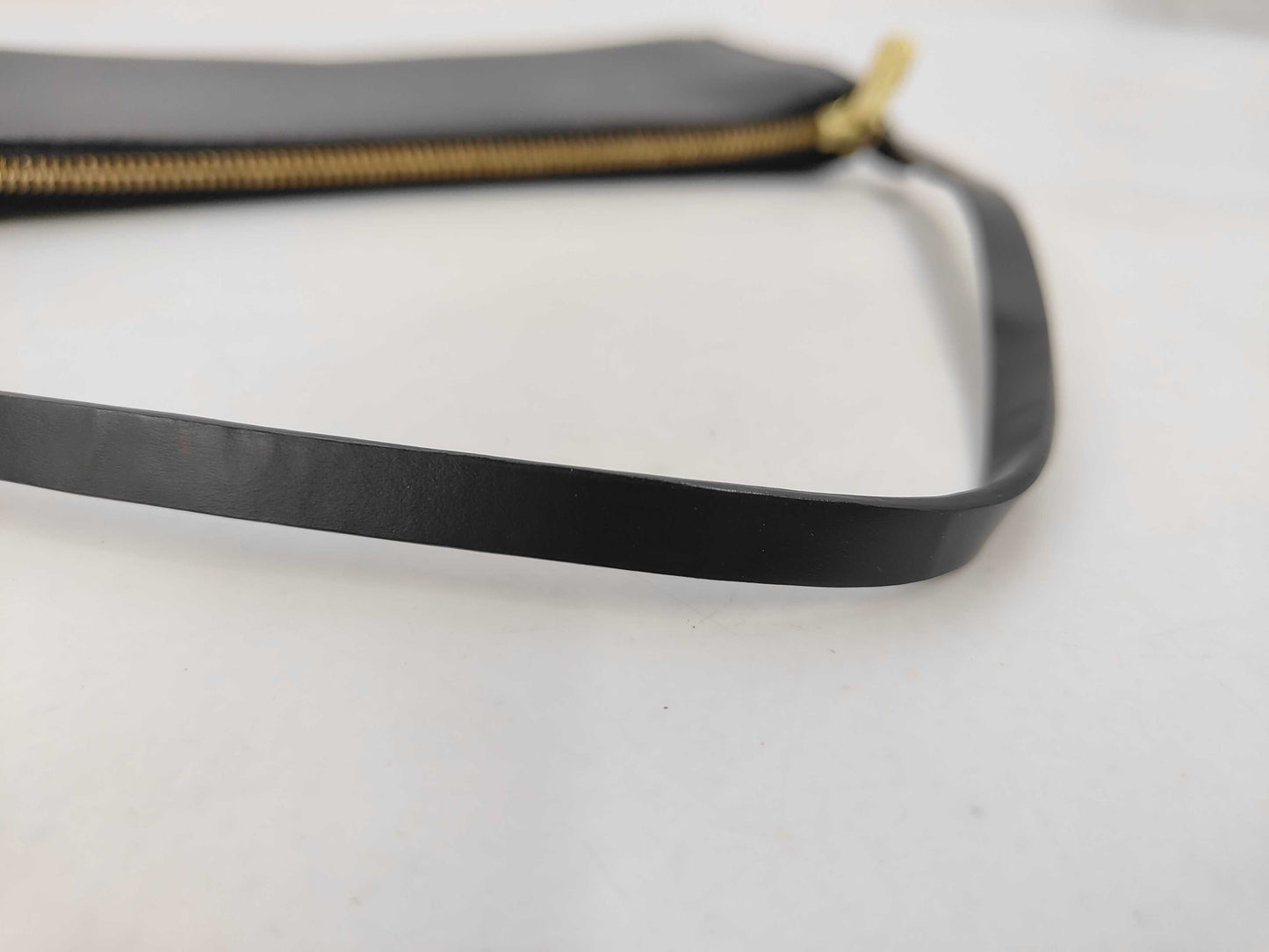 LOUIS VUITTON M52942 Epi Pochette Accessoires Noir Pouch