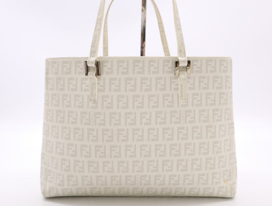 FENDI 8BH132PVC Zucca Handbag White SV Hardware Tote Bag