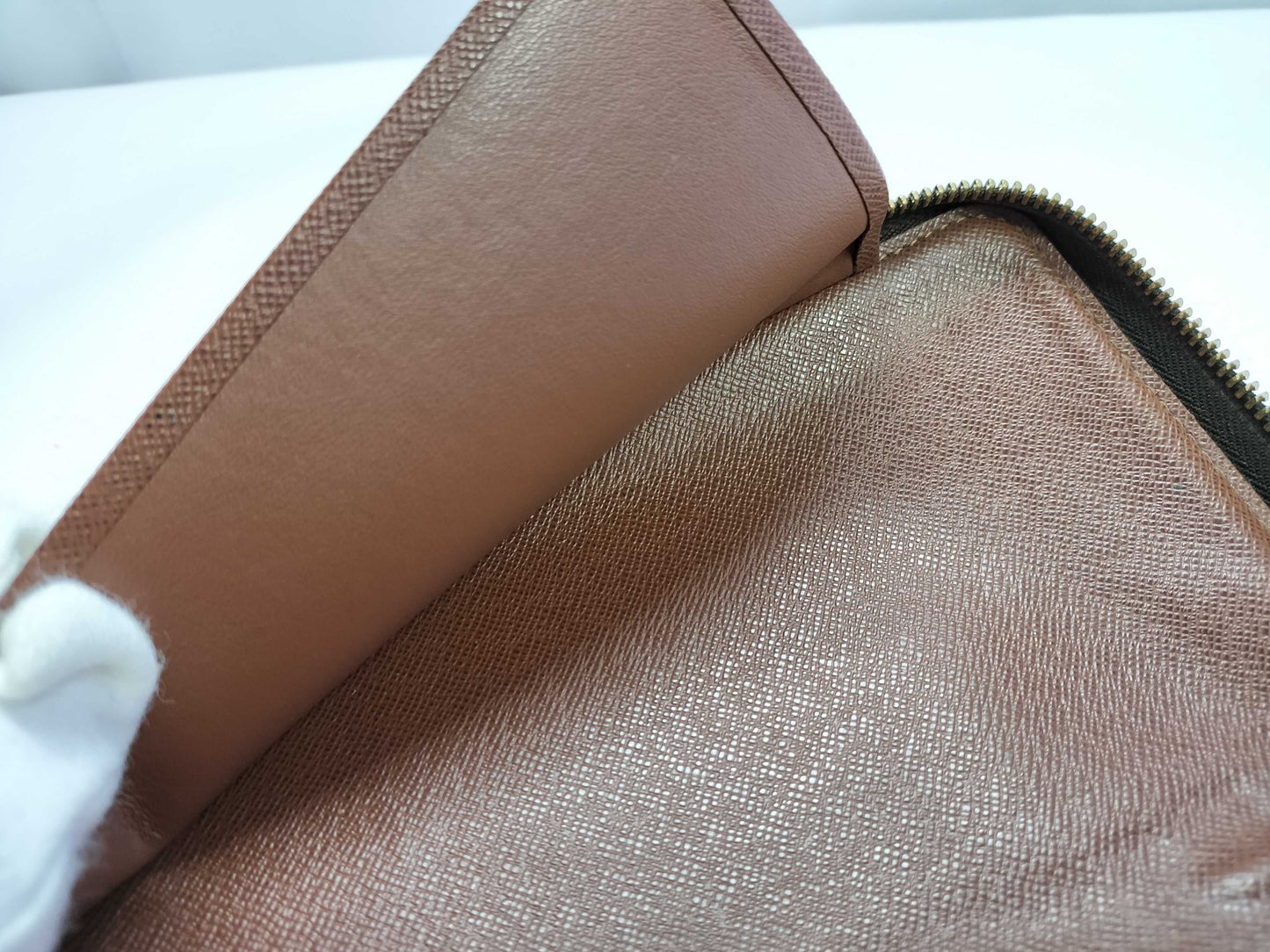 LOUIS VUITTON Monogram Vuitton Monogram Zippy Organizer Wallet