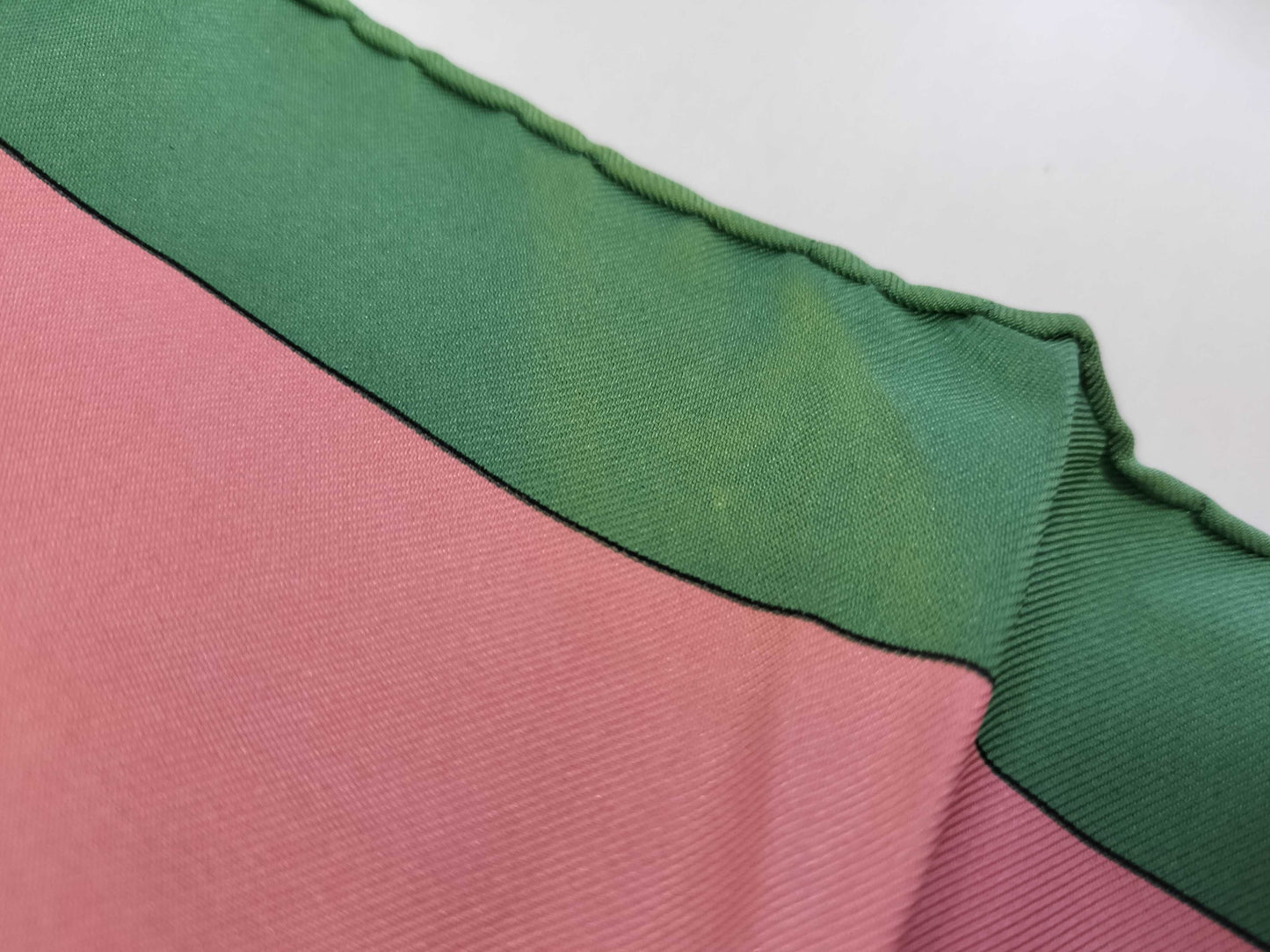 HERMES Carre Hermes Carre 90 Green Scarf