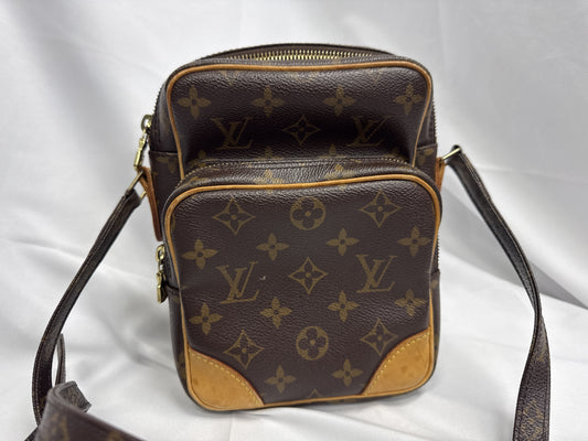 LOUIS VUITTON Vuitton Amazon Shoulder Bag