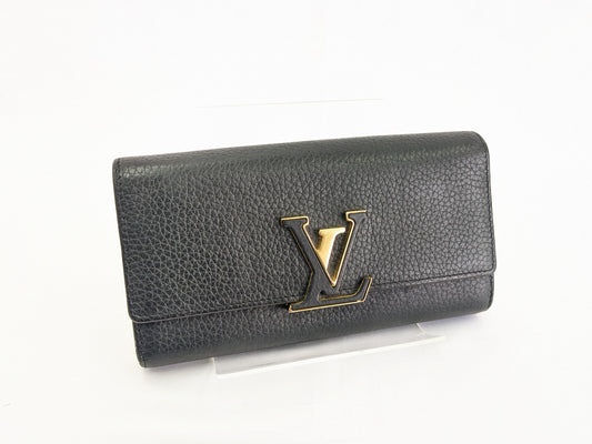 LOUIS VUITTON LV Portefeuil Capucine Wallet