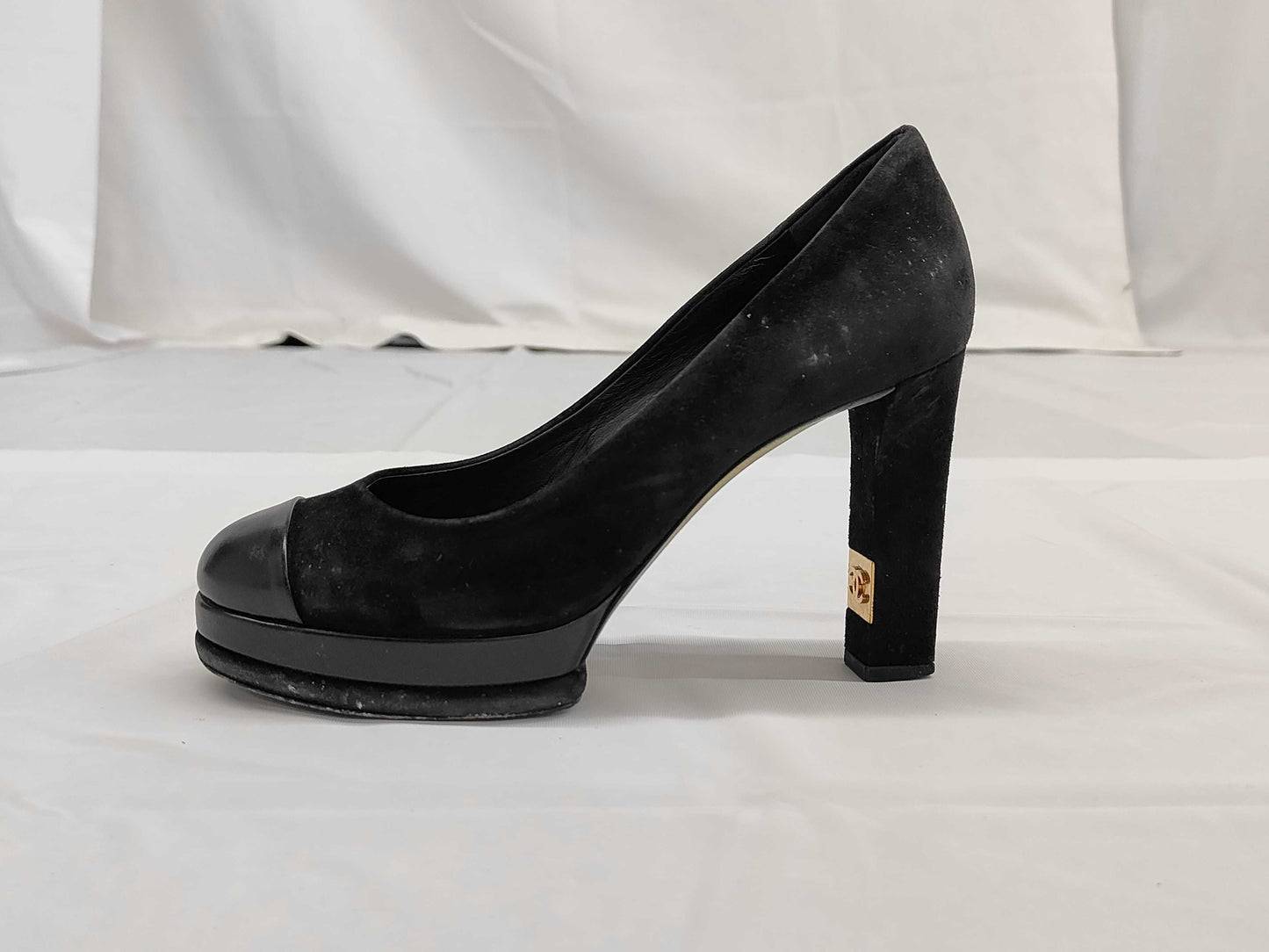 CHANEL Chanel size 36 pumps