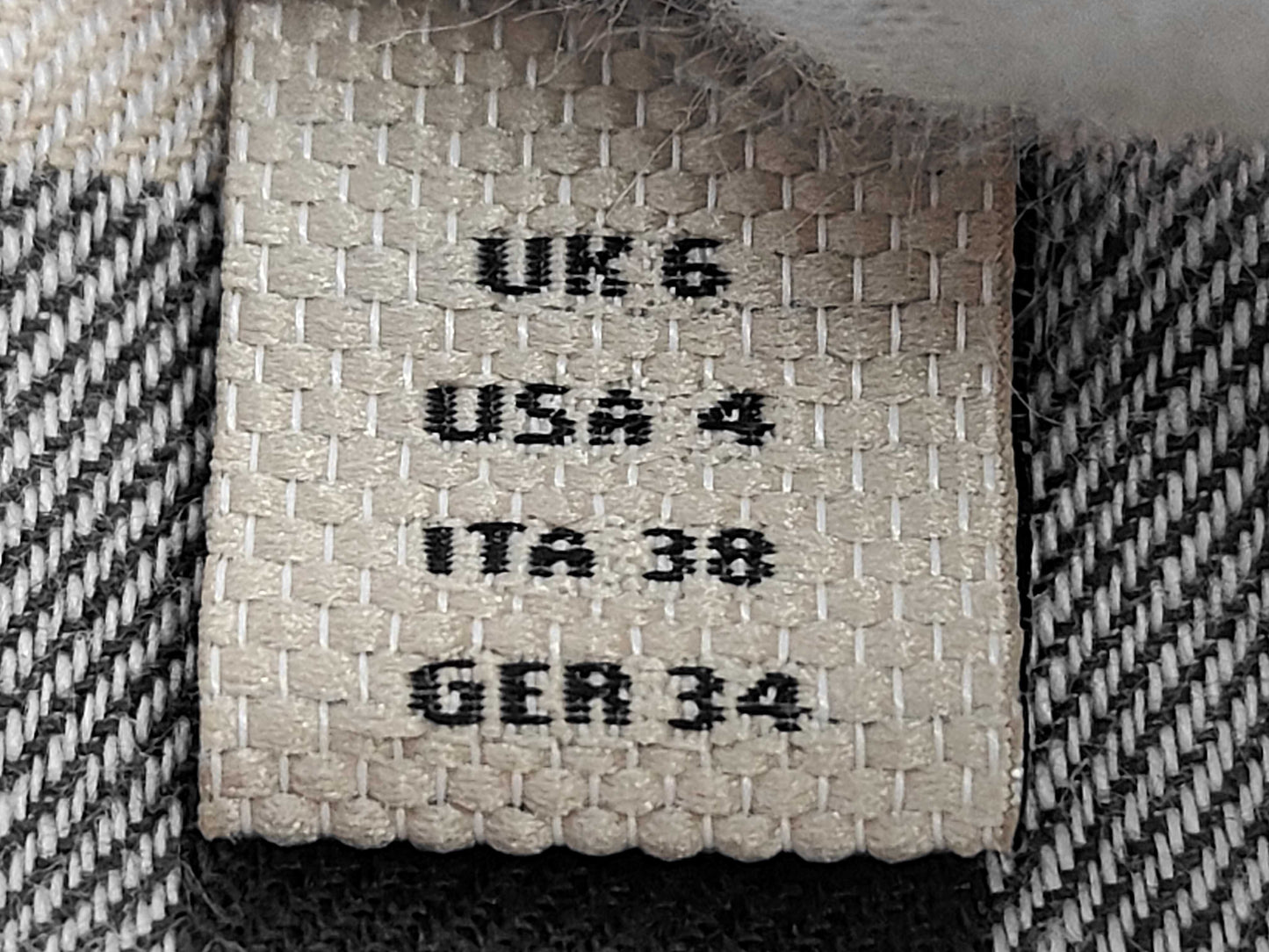 BURBERRY ESTABLISHED Trench Coat, Made in England, UK6, Size 170