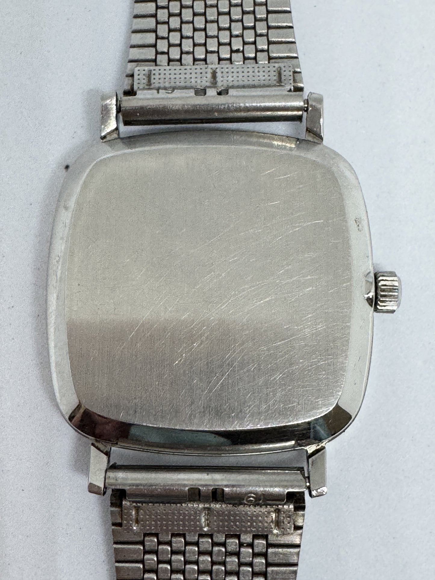 OMEGA Devil Quartz Unmoving Men's Watch