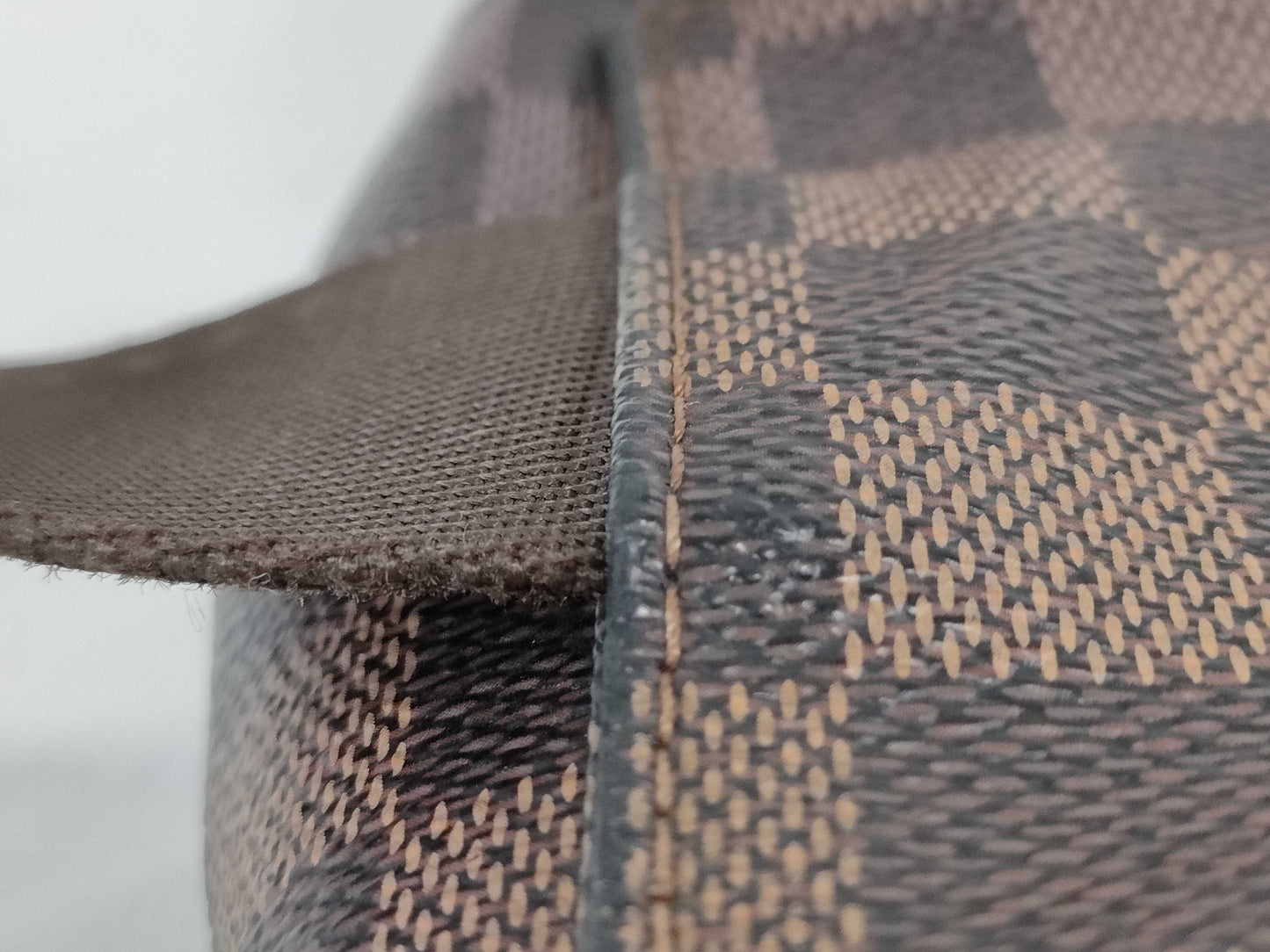 LOUIS VUITTON Damier LOUIS VUITTON Geronimos Damier Waist Bag