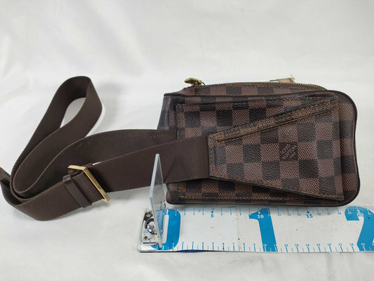 LOUIS VUITTON Damier LOUIS VUITTON Geronimos Damier Waist Bag