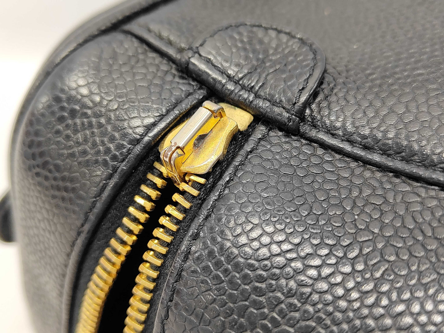 LOUIS VUITTON CHANEL Caviar Skin Black Vanity Bag