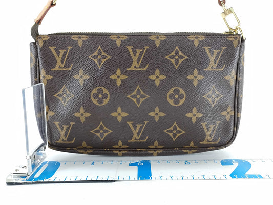 LOUIS VUITTON Monogram Accessory Pouch