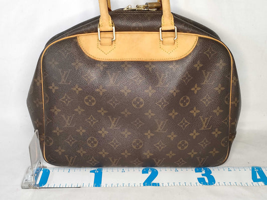 LOUIS VUITTON Monogram Louis Vuitton Deauville Monogram Handbag