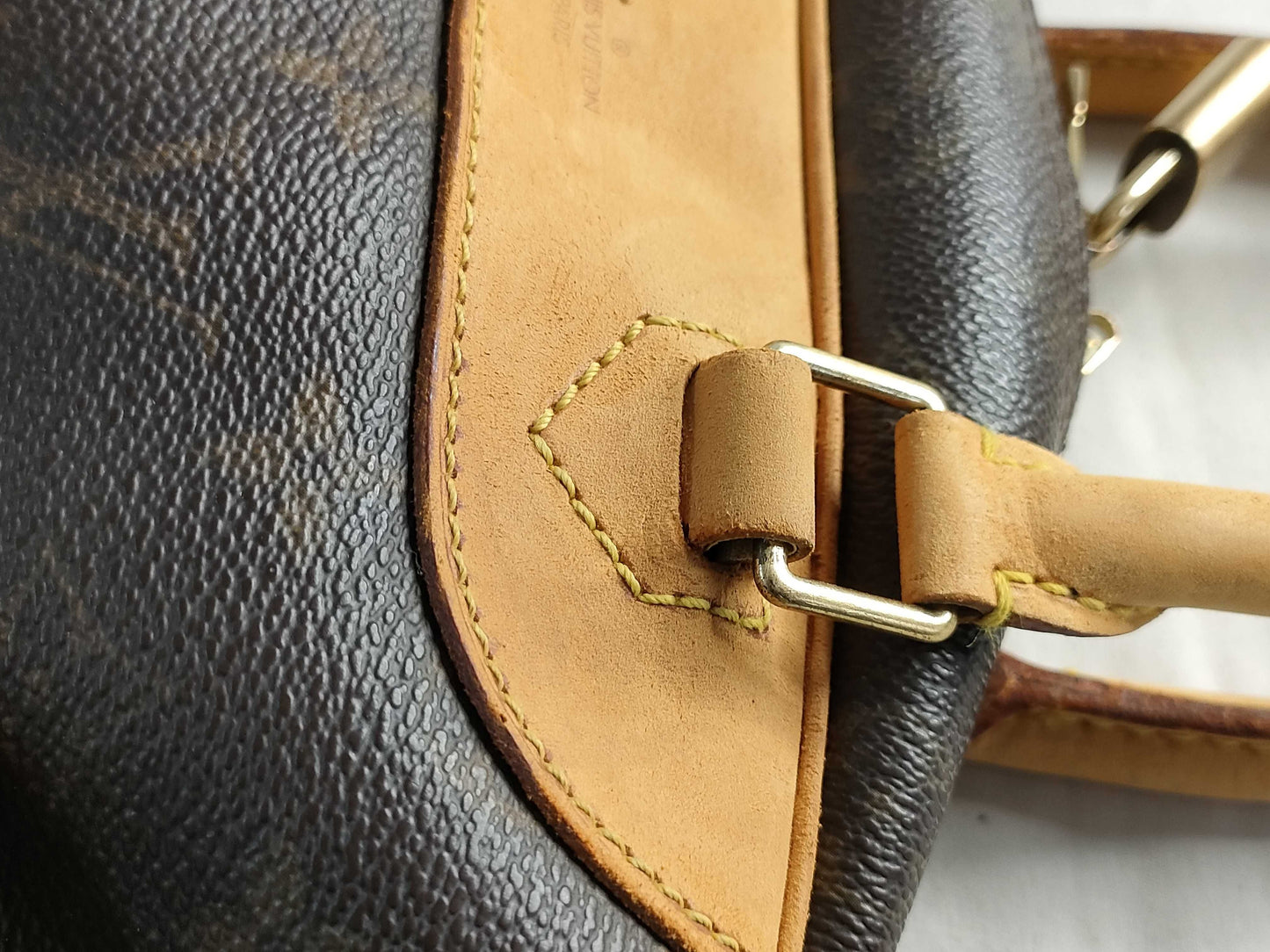 LOUIS VUITTON Monogram Louis Vuitton Deauville Monogram Handbag