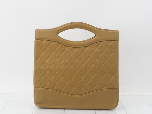 CHANEL Matelasse Turnlock No. 1 Handbag