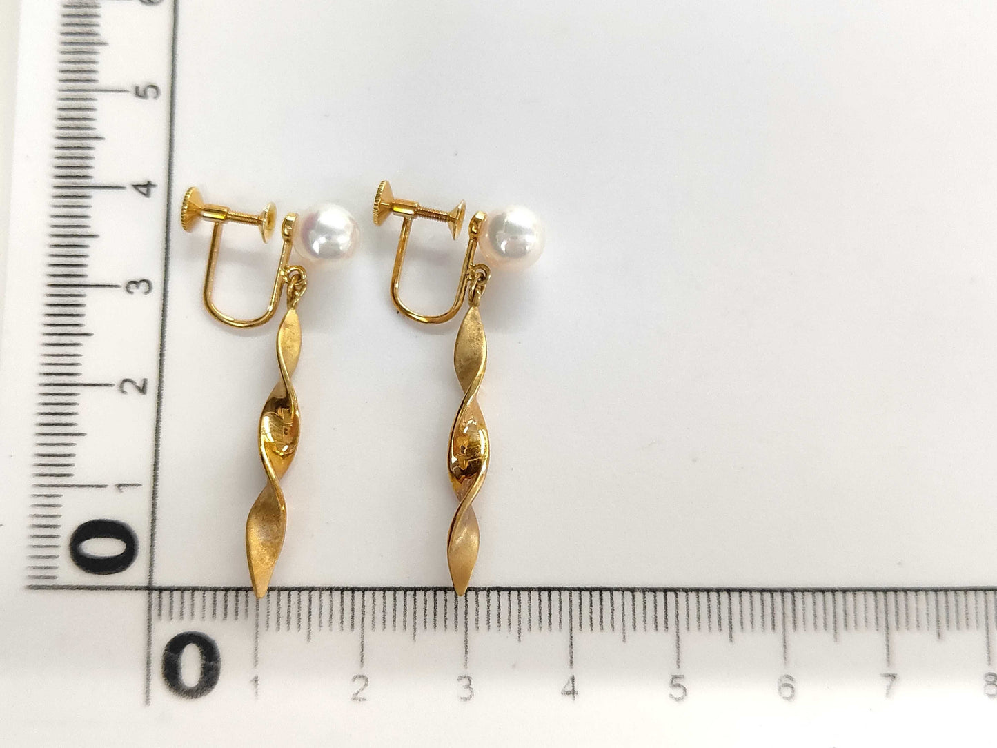 MIKIMOTO Pearl Earrings, Diameter Approx. 6.4mm x 2, 18K Gold, 4.3g