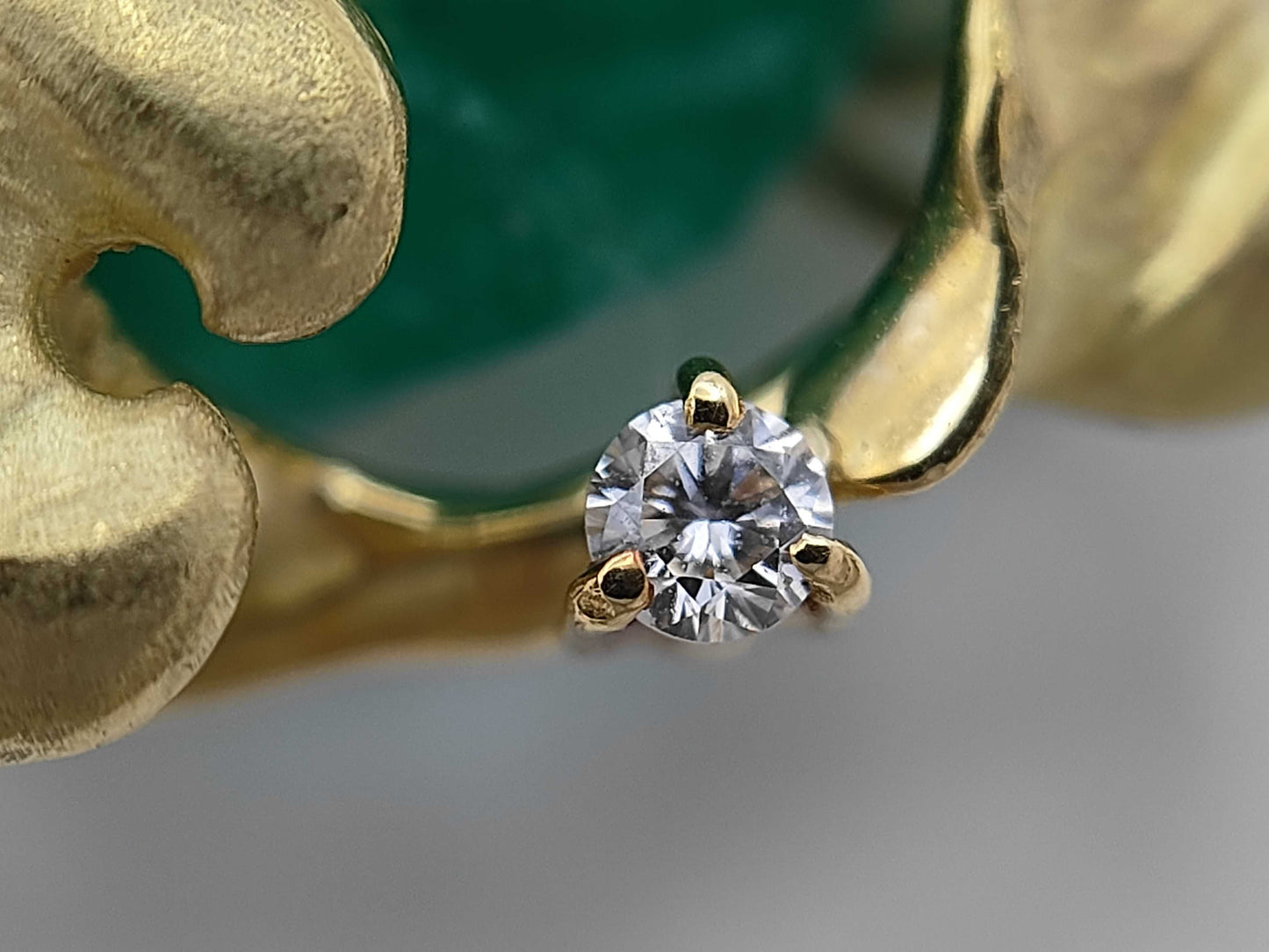 Colored Stone 41.08ct D0.31ct K18 22.0g Necklace