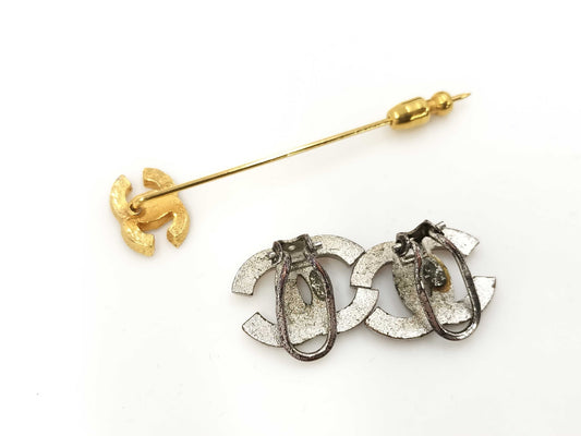 CHANEL Coco Mark Brooch and Earrings Set Accessories Collection Accessories Collection