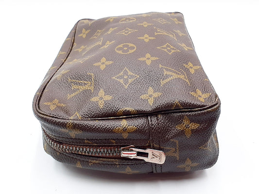 LOUIS VUITTON 4-Piece Monogram True Toilet 28 and True Toilet 23 Pouch Set