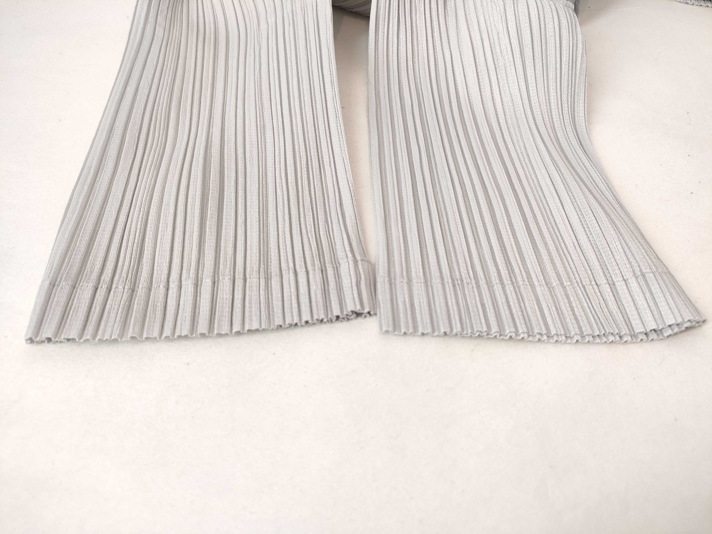 PLEATS PLEASE Issey Miyake front mesh panel cardigan, light gray, PP33-JO531