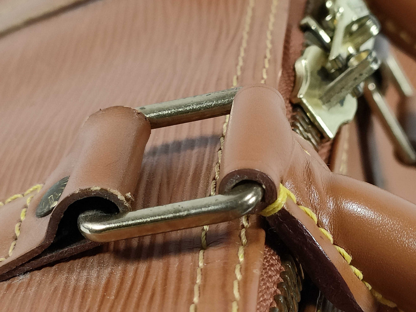 LOUIS VUITTON Epi Louis Vuitton Keepall Boston Bag