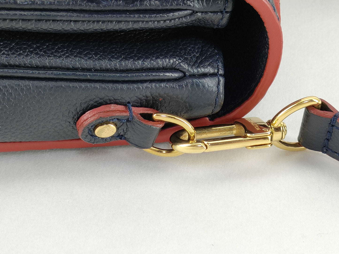 LOUIS VUITTON Monogram Empreinte Louis Vuitton Pochette Metis MM Monogram Empreinte Shoulder Bag