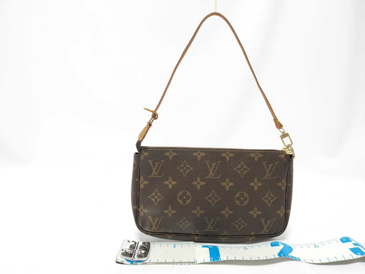 LOUIS VUITTON Monogram Accessoires Monogram AR1919 Pouch