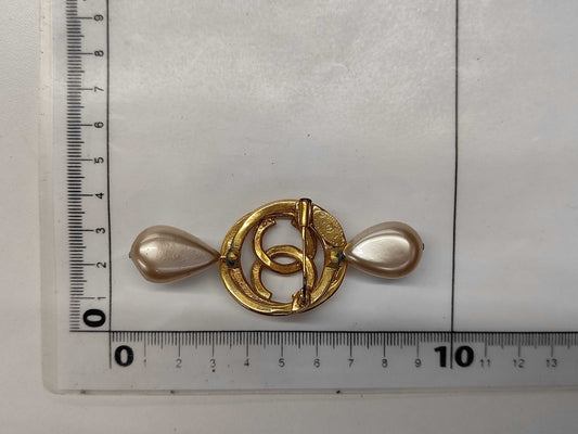 CHANEL GP Brooch