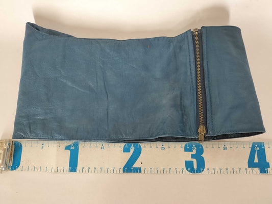 ISSEY MIYAKE Leather Waist Pouch with Zipper, Blue