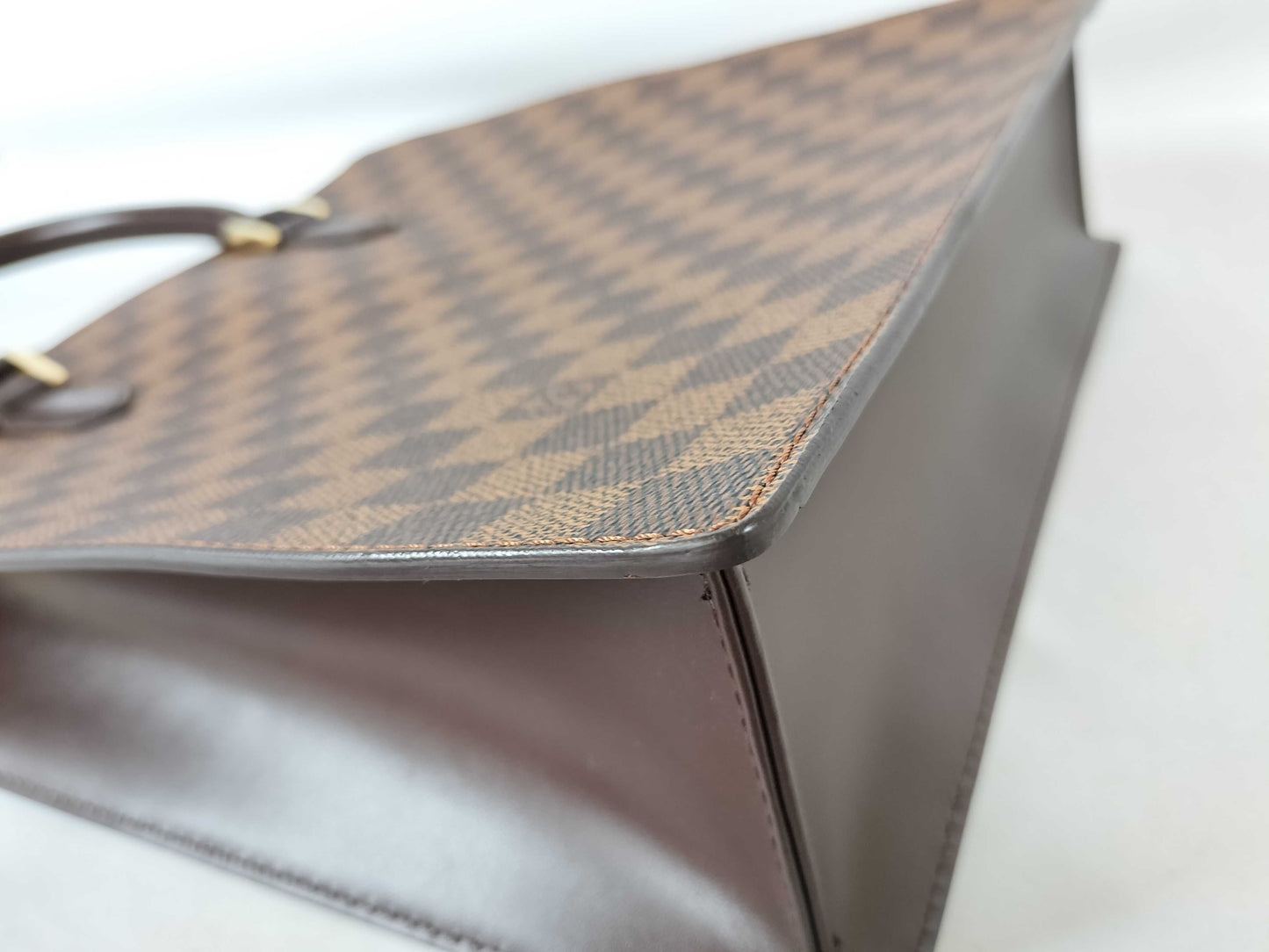 LOUIS VUITTON Damier LV Handbag Handbag