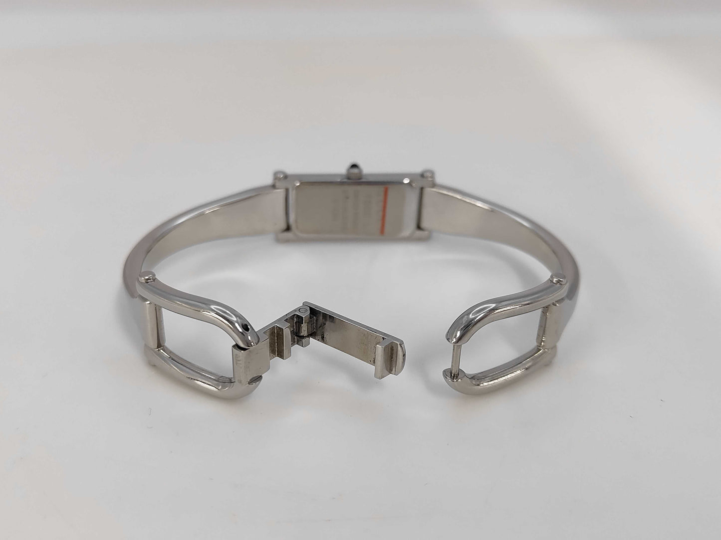 GUCCI 1500L 08585011 Quartz Shell Dial Women's Watch