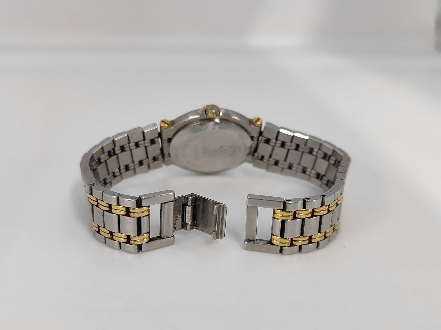 GUCCI 9000L 0099687 Quartz Ivory Dial Women's Watch