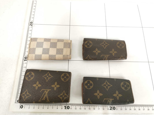 LOUIS VUITTON Monogram Louis Vuitton Key Case 4-Piece Key Case/Key Holder