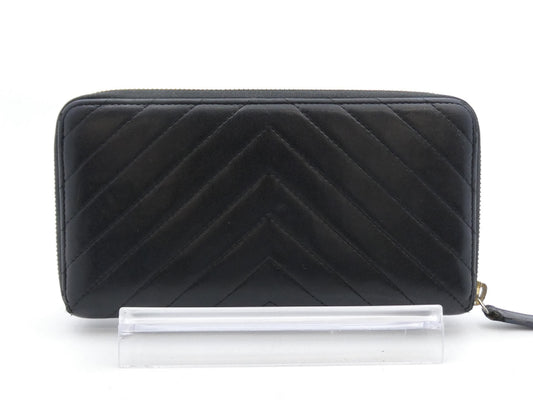 CHANEL Lambskin V-Stitch Coco Mark Wallet