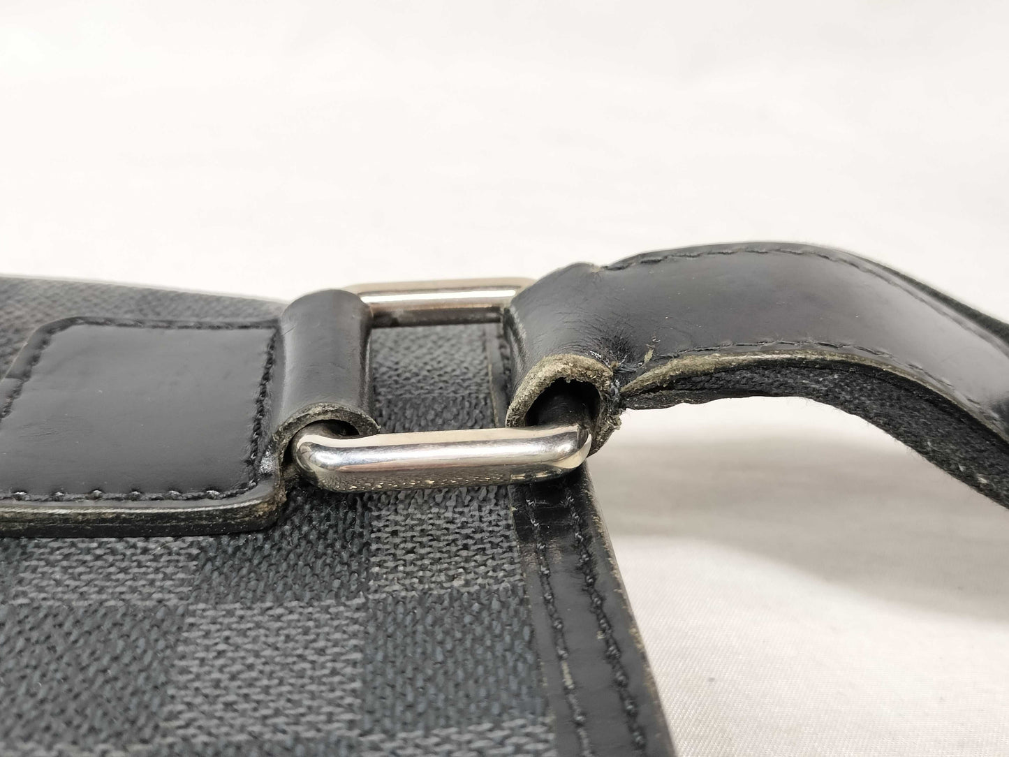 LOUIS VUITTON Damier Graphite Shoulder Bag N58028 VI3009