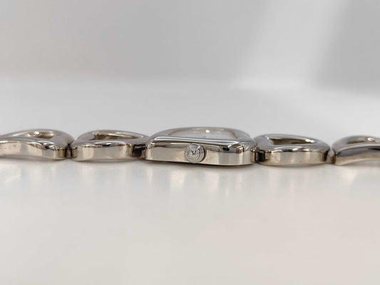 Yves Saint Laurent 4520-H15556 830932 Quartz Women's Watch